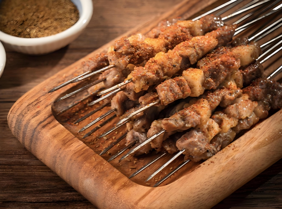 銷售偽劣產(chǎn)品罪，燒烤店“風(fēng)味牛肉串”竟是其他肉制成！